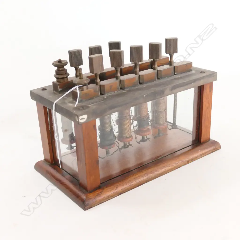 MANUALLY ADJUSTED IMPEDENCE CONTROLLER by W & J GEORGE LTD., BIRMINGHAM for H.B. SELBY & CO, SYDNEY & MELBOURNE. W.230mm Image 1++